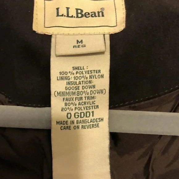 L.L. Bean goose down coat - Picture 5 of 8
